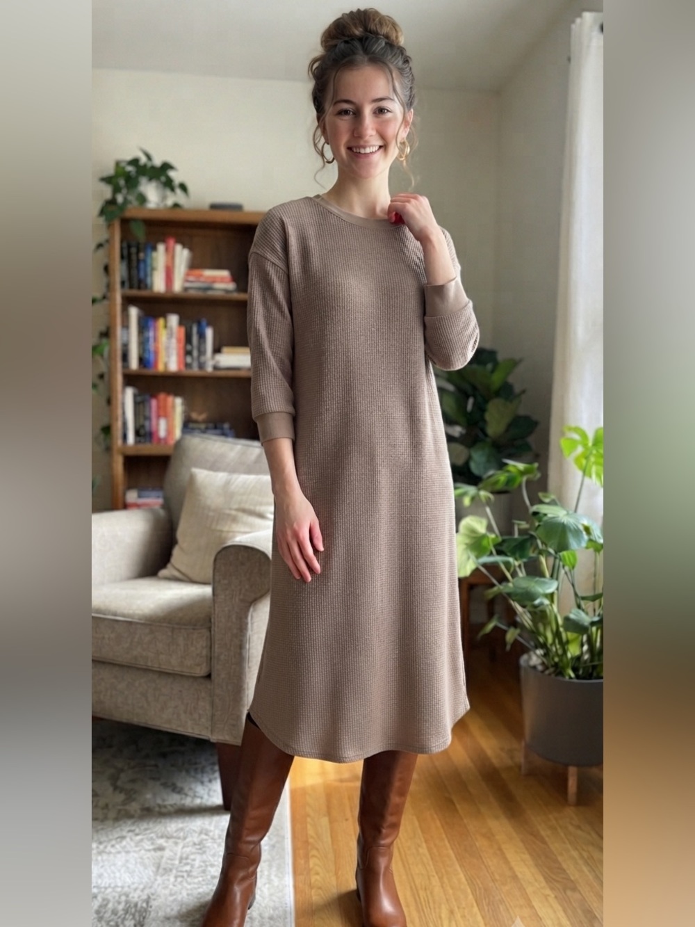 Uniqlo Women's Waffle Knit Crewneck dress in Light Beige